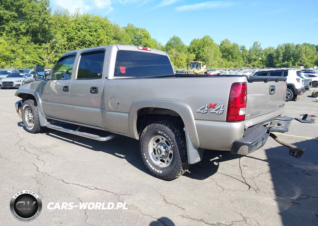 2003 Chevrolet Silverado 1500Hd Ls VIN:1GCGK13UX3F115574 - 3