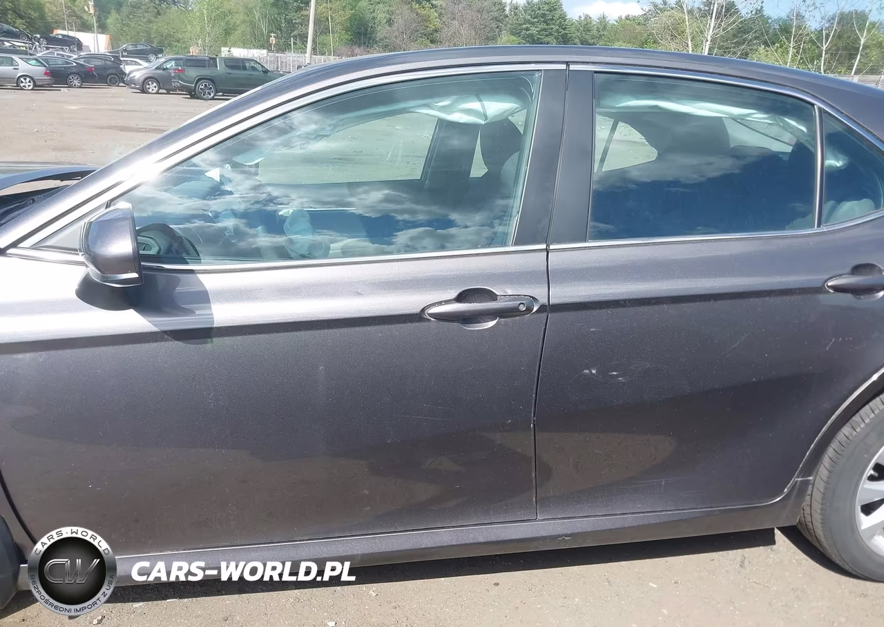 2019 Toyota Camry Le VIN:4T1B11HK0KU853278 - 13