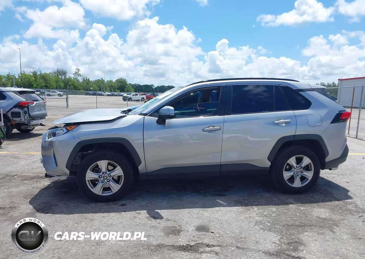 2020 Toyota Rav4 Xle VIN:JTMW1RFV2LJ018500 - 14