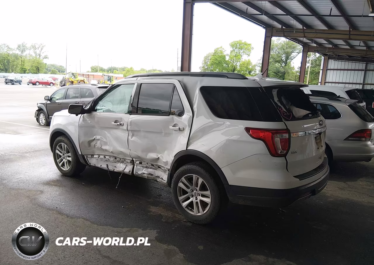 2019 Ford Explorer Xlt VIN:1FM5K8D87KGB25324 - 14