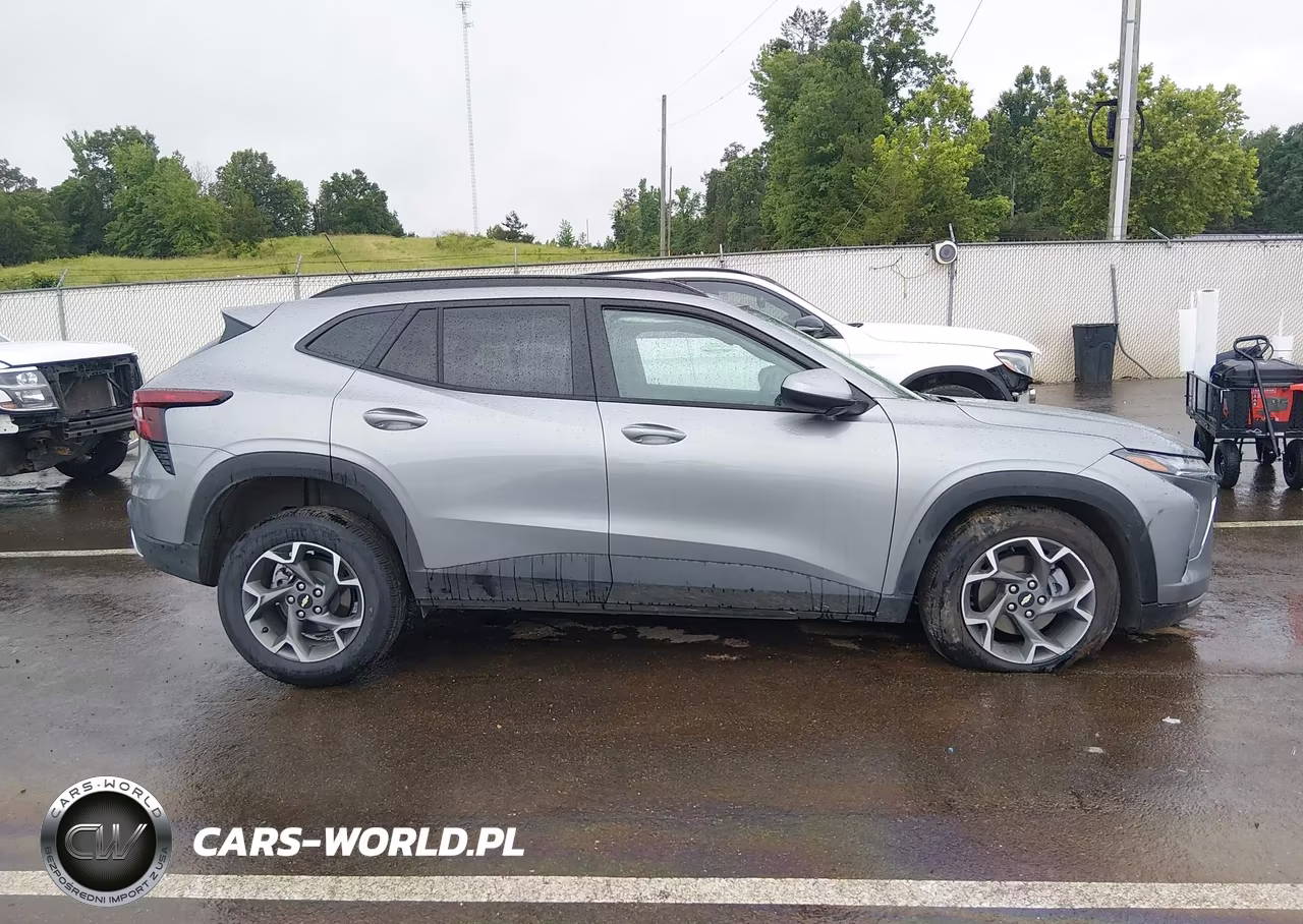 2025 Chevrolet Trax Fwd Lt VIN:KL77LHEP6SC220008 - 13