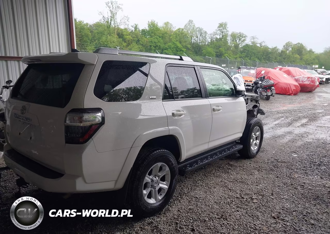 2018 Toyota 4Runner Sr5 VIN:JTEBU5JR8J5592805 - 4