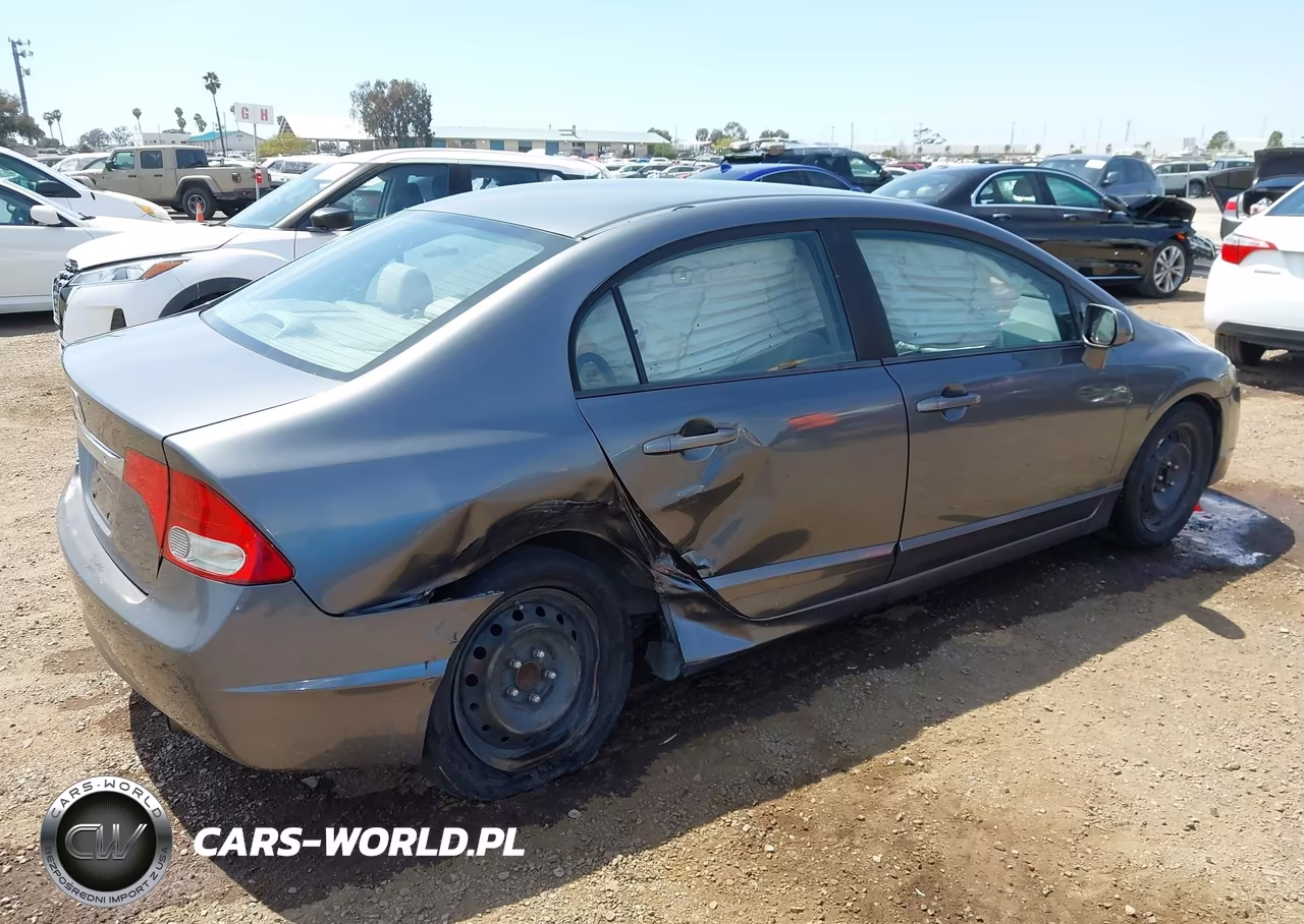 2010 Honda Civic Lx VIN:19XFA1F5XAE005716 - 4