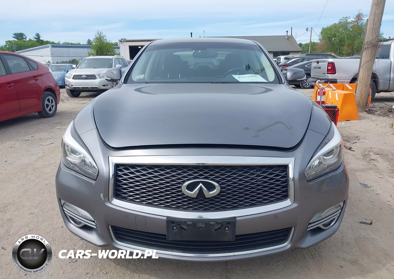 2018 Infiniti Q70 3.7X Luxe VIN:JN1BY1AR1JM220619 - 12
