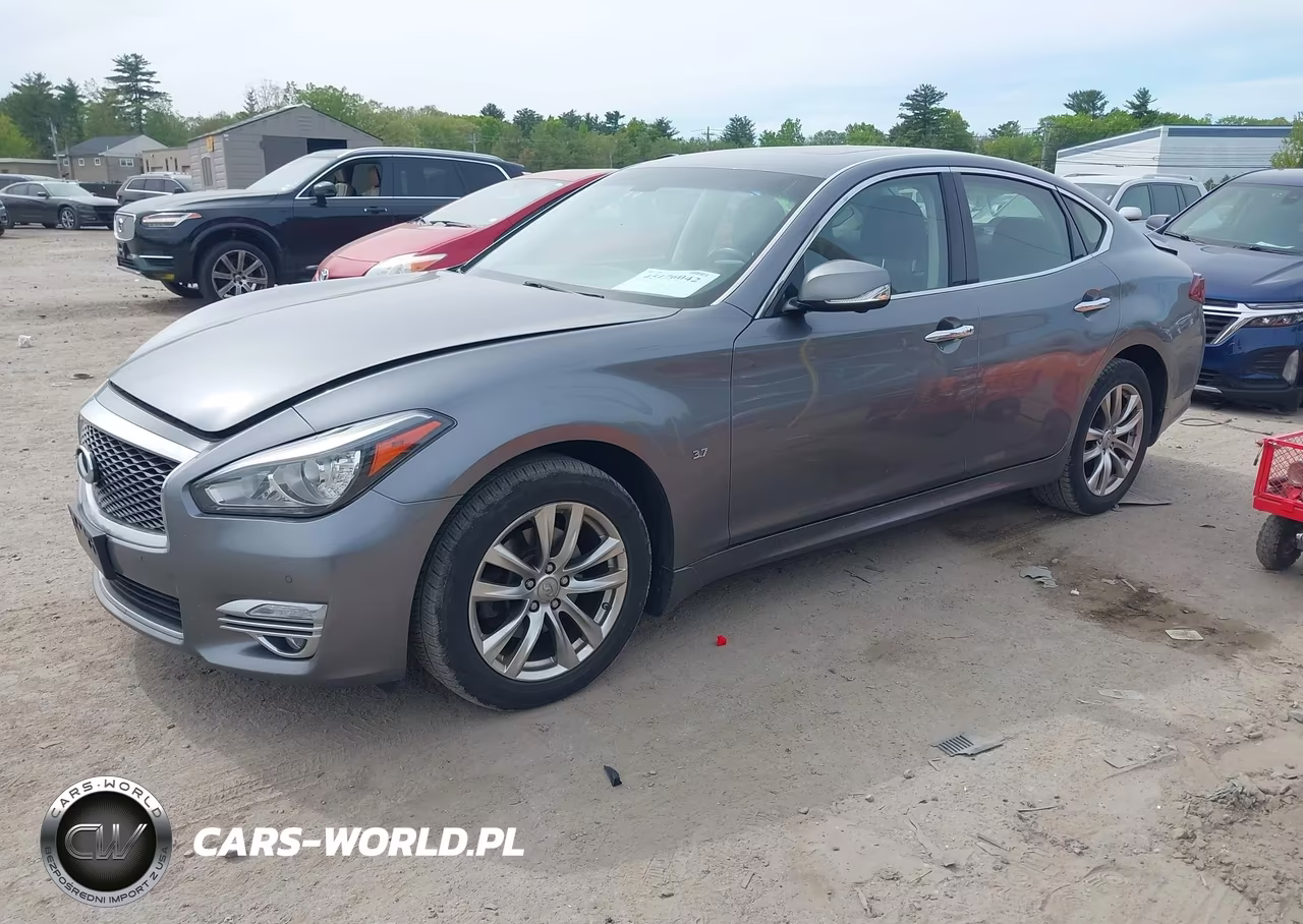 2018 Infiniti Q70 3.7X Luxe VIN:JN1BY1AR1JM220619 - 2