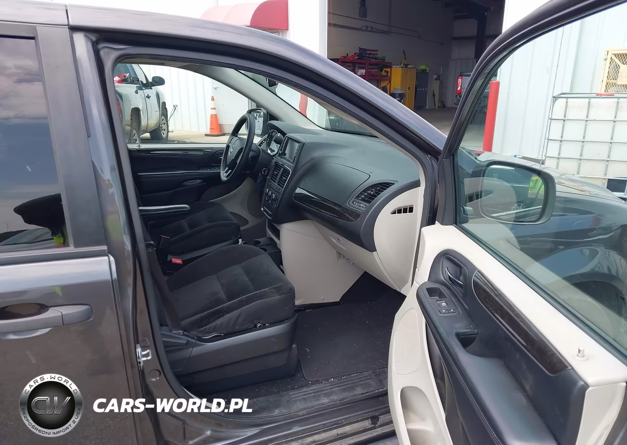 2019 Dodge Grand Caravan Se VIN:2C4RDGBG0KR676326 - 5