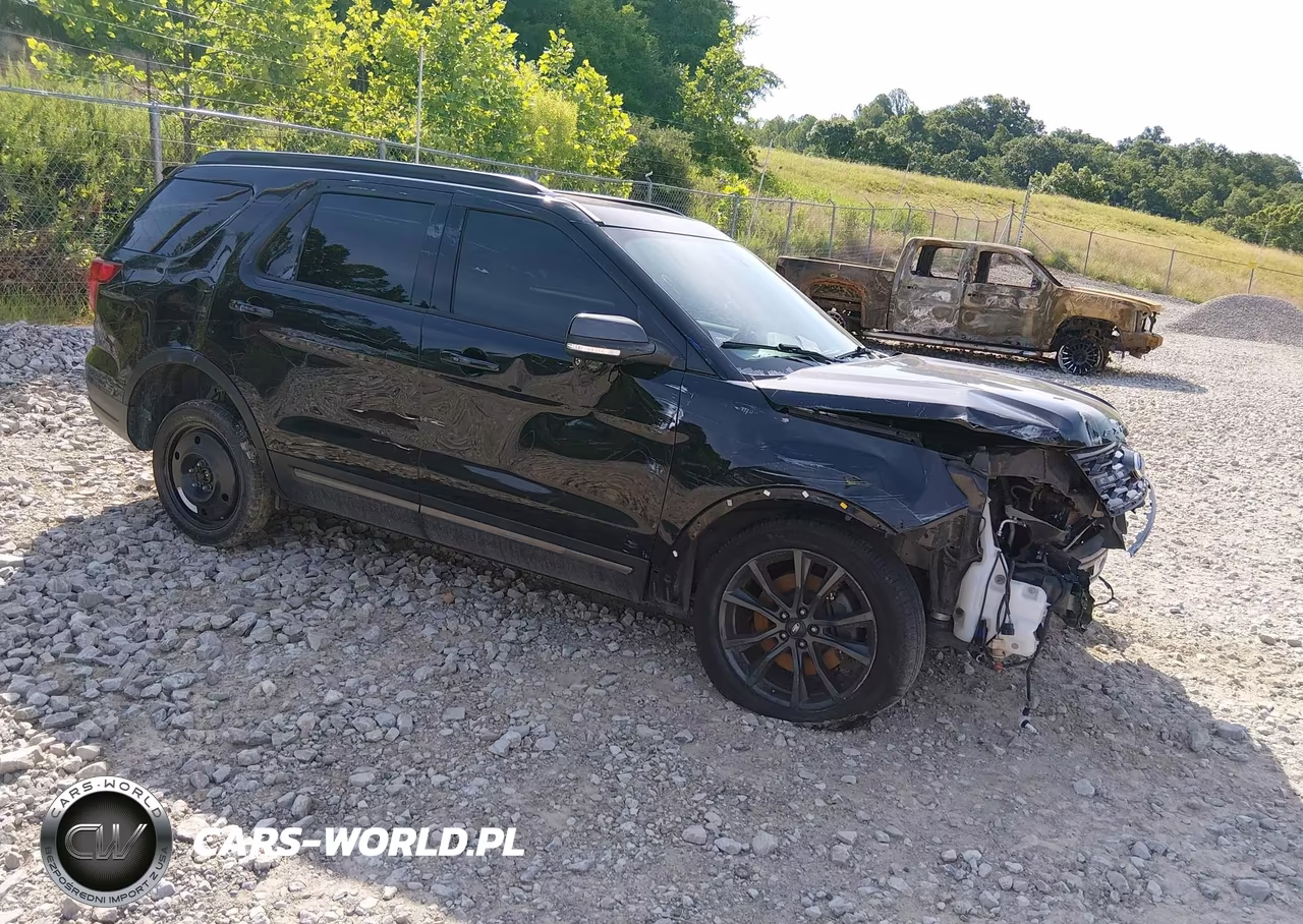 2019 Ford Explorer Xlt – zdjęcie 1 z 17