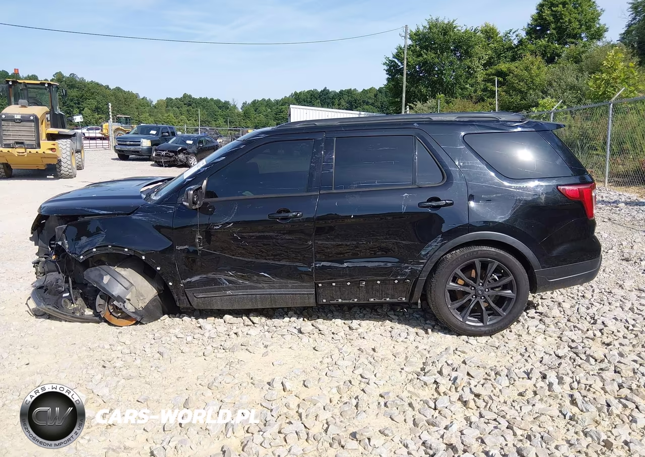 2019 Ford Explorer Xlt VIN:1FM5K8D84KGA38948 - 15
