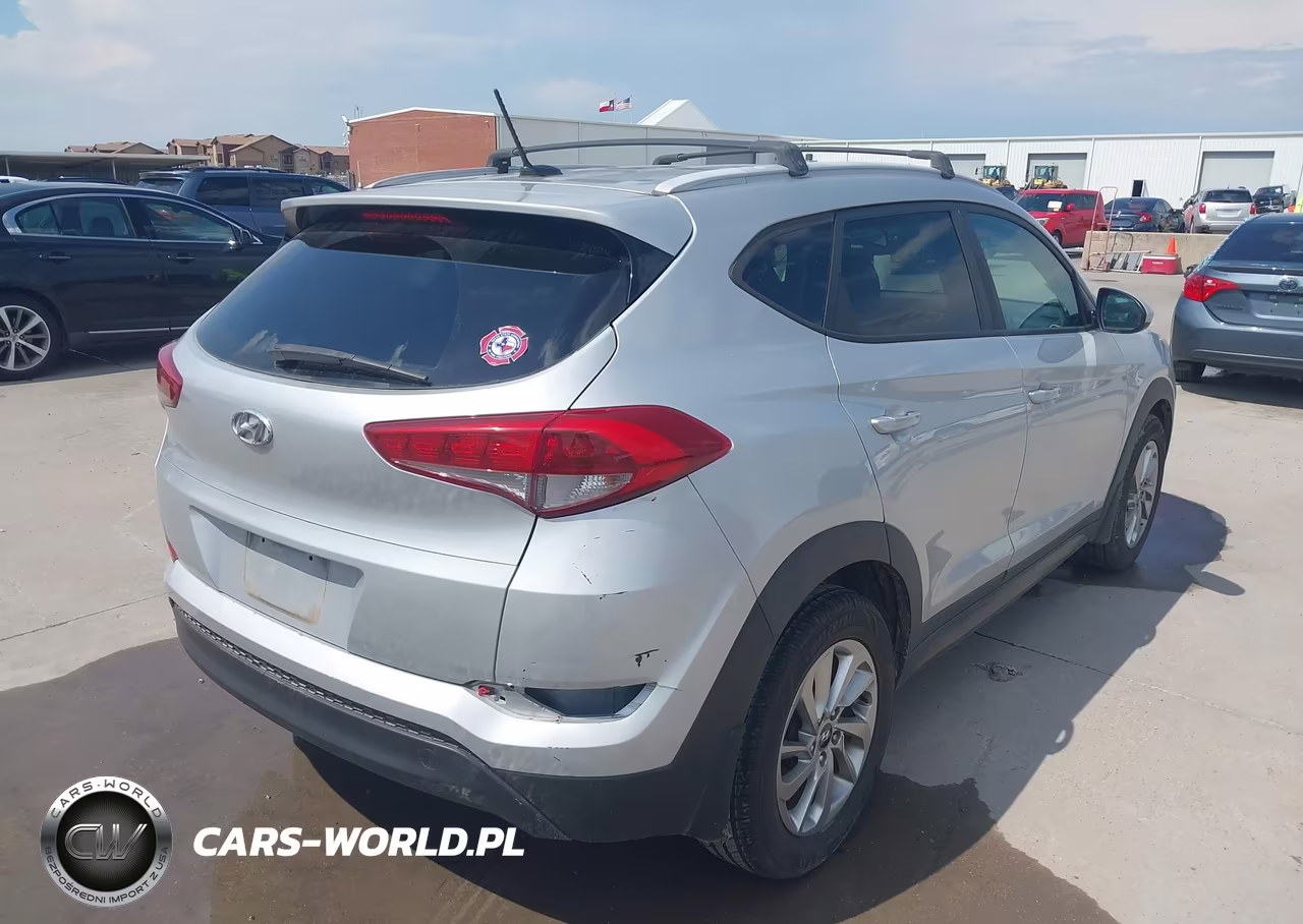 2016 Hyundai Tucson Se VIN:KM8J33A47GU161264 - 4