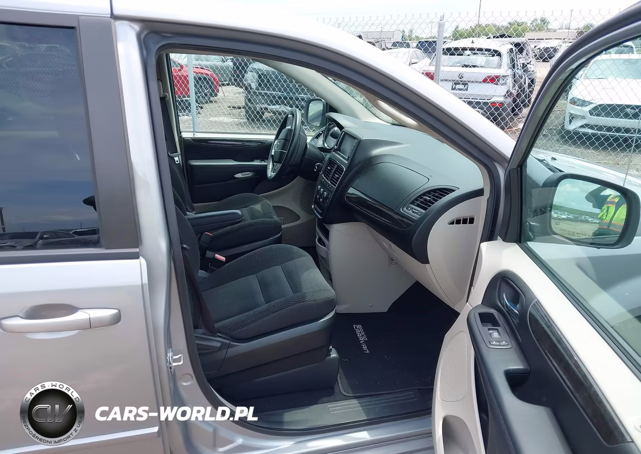2017 Dodge Grand Caravan Se VIN:2C4RDGBG9HR824689 - 5