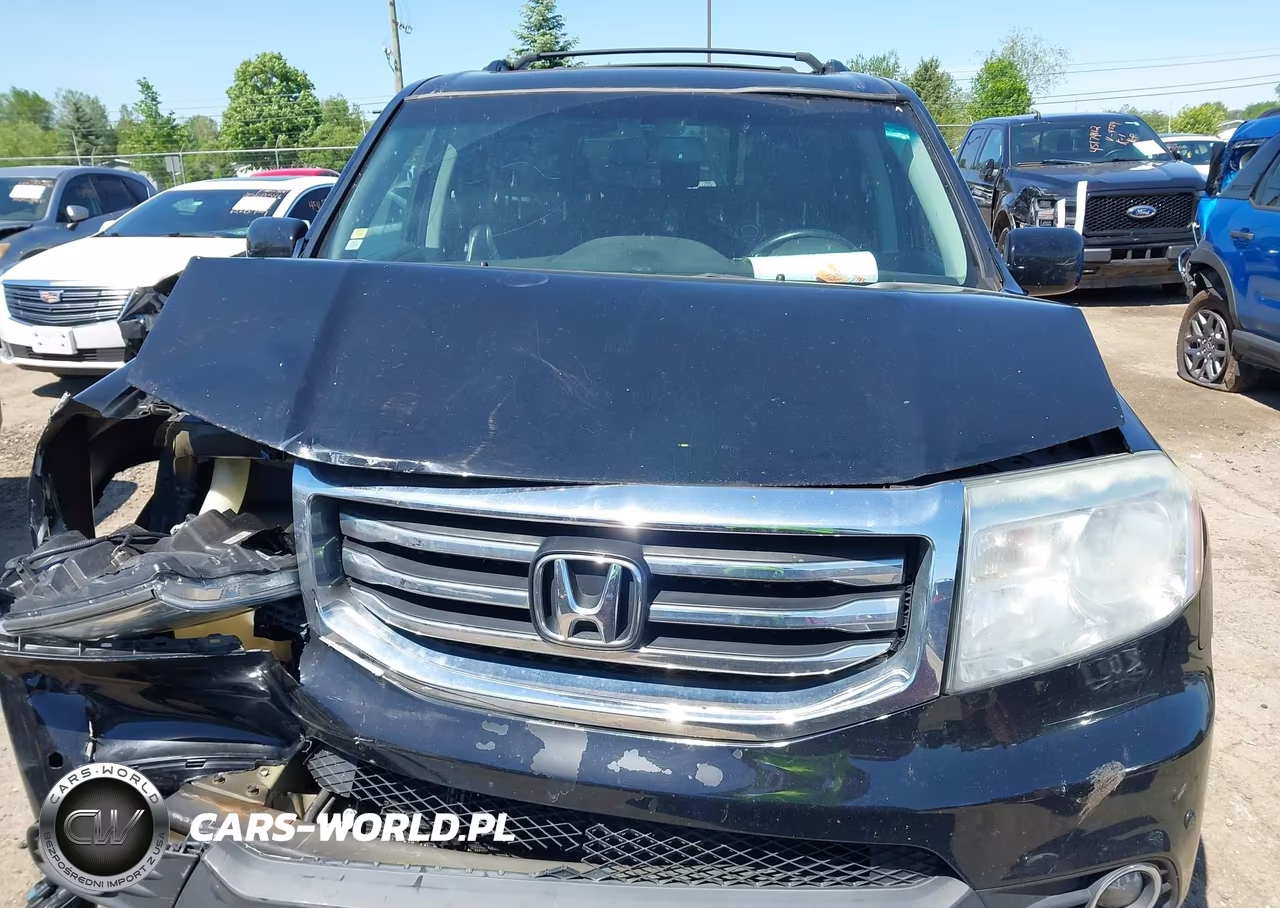 2015 Honda Pilot Touring VIN:5FNYF4H96FB026916 - 12