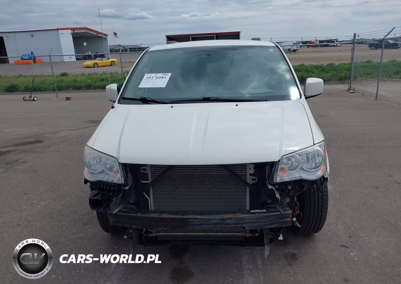 2012 Chrysler Town & Country Touring VIN:2C4RC1BG4CR415766 - 13