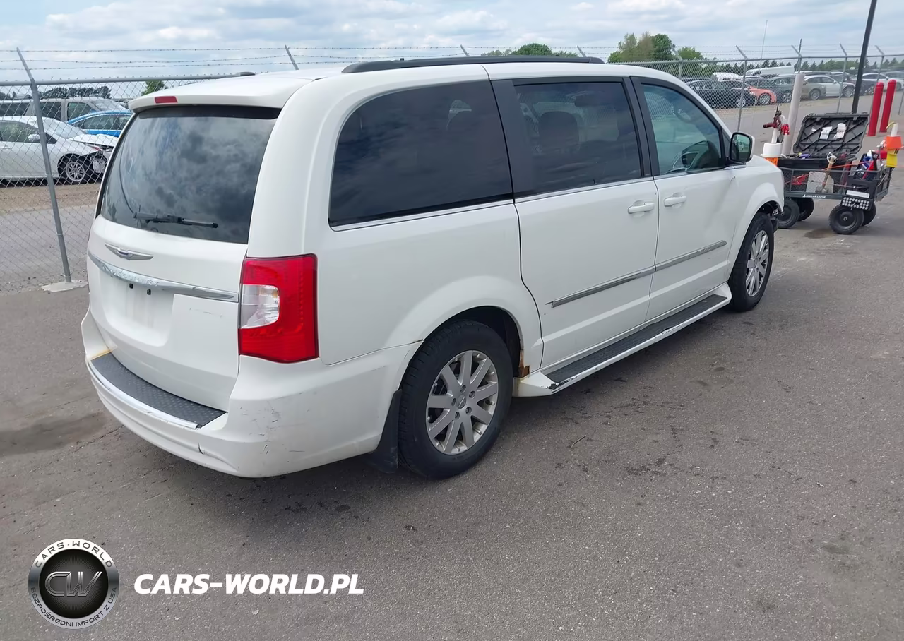 2012 Chrysler Town & Country Touring VIN:2C4RC1BG4CR415766 - 4