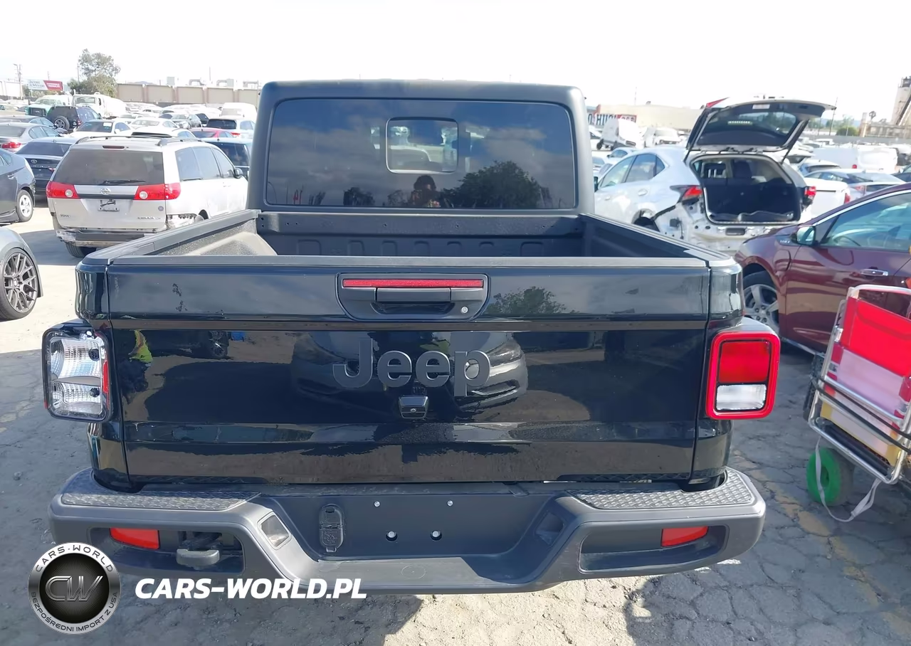 2025 Jeep Gladiator Sport S VIN:1C6PJTAG4SL551999 - 16