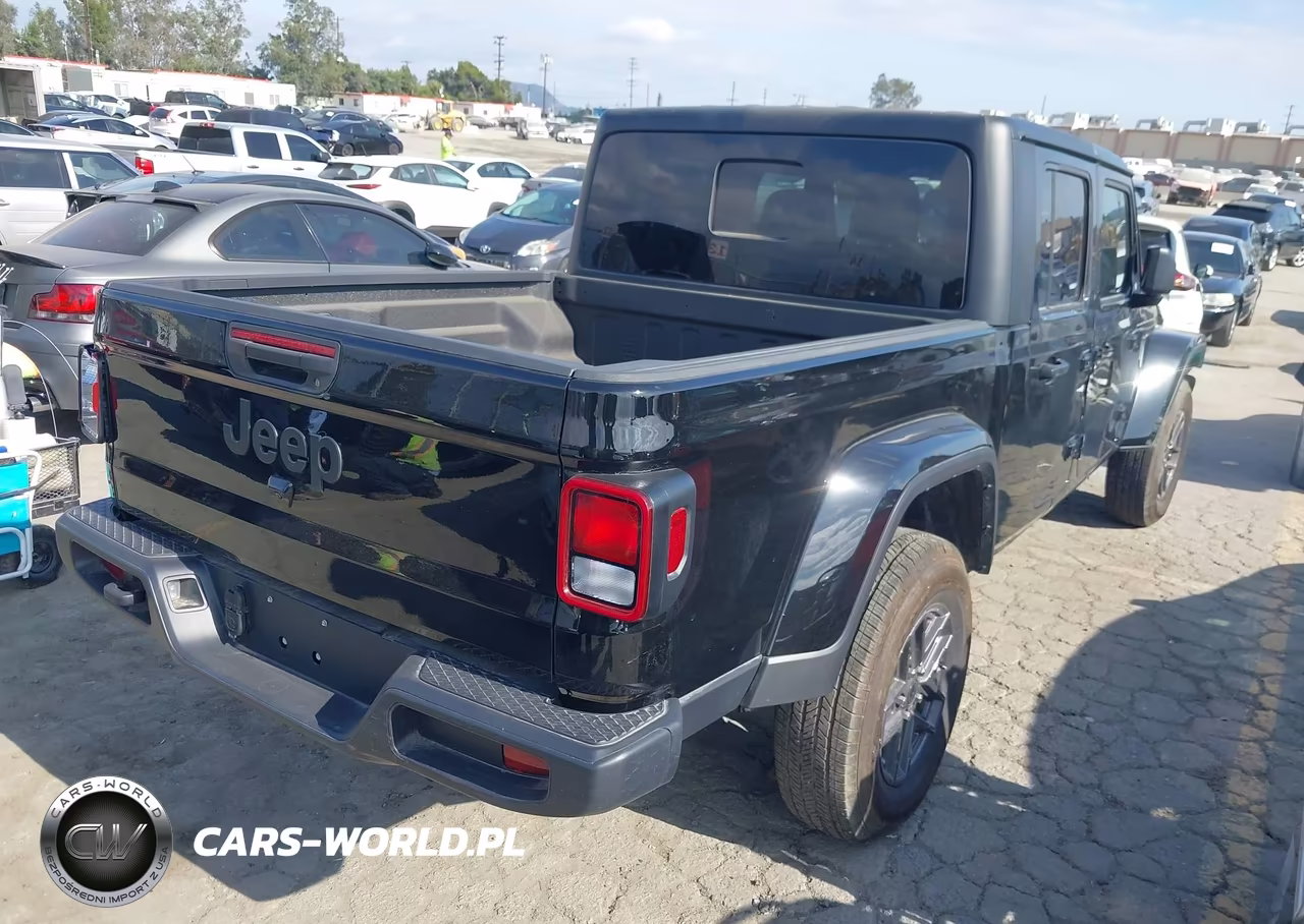 2025 Jeep Gladiator Sport S VIN:1C6PJTAG4SL551999 - 4
