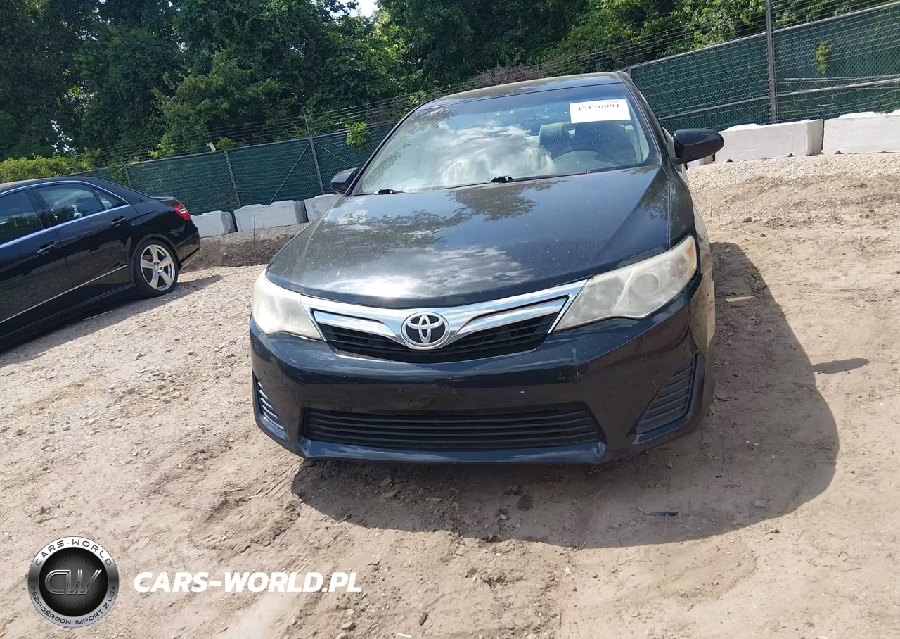 2014 Toyota Camry Le VIN:4T1BF1FK3EU361580 - 12