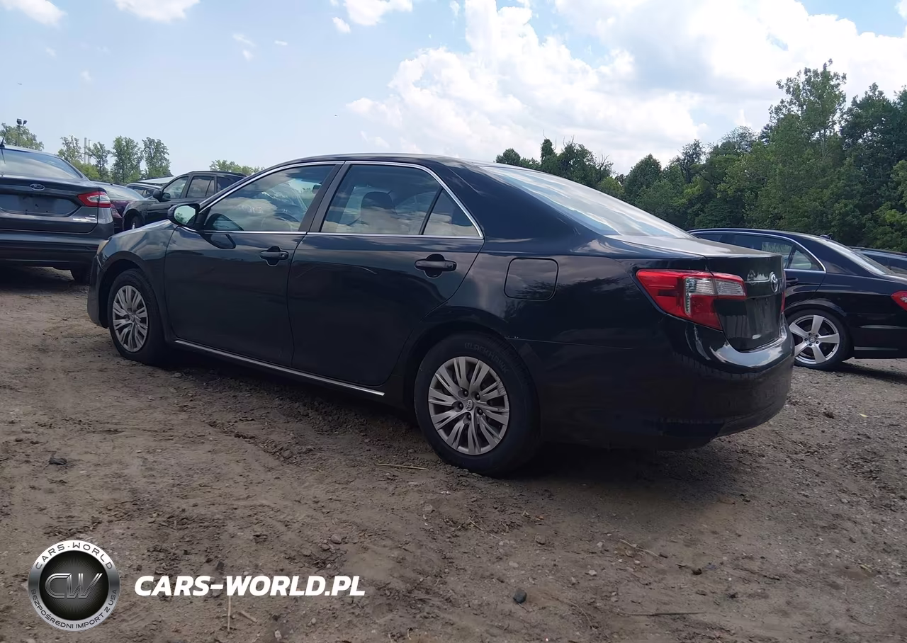 2014 Toyota Camry Le VIN:4T1BF1FK3EU361580 - 3