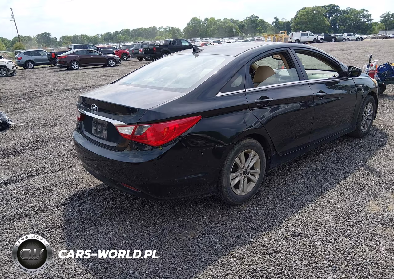 2013 Hyundai Sonata Gls VIN:5NPEB4AC6DH698638 - 4