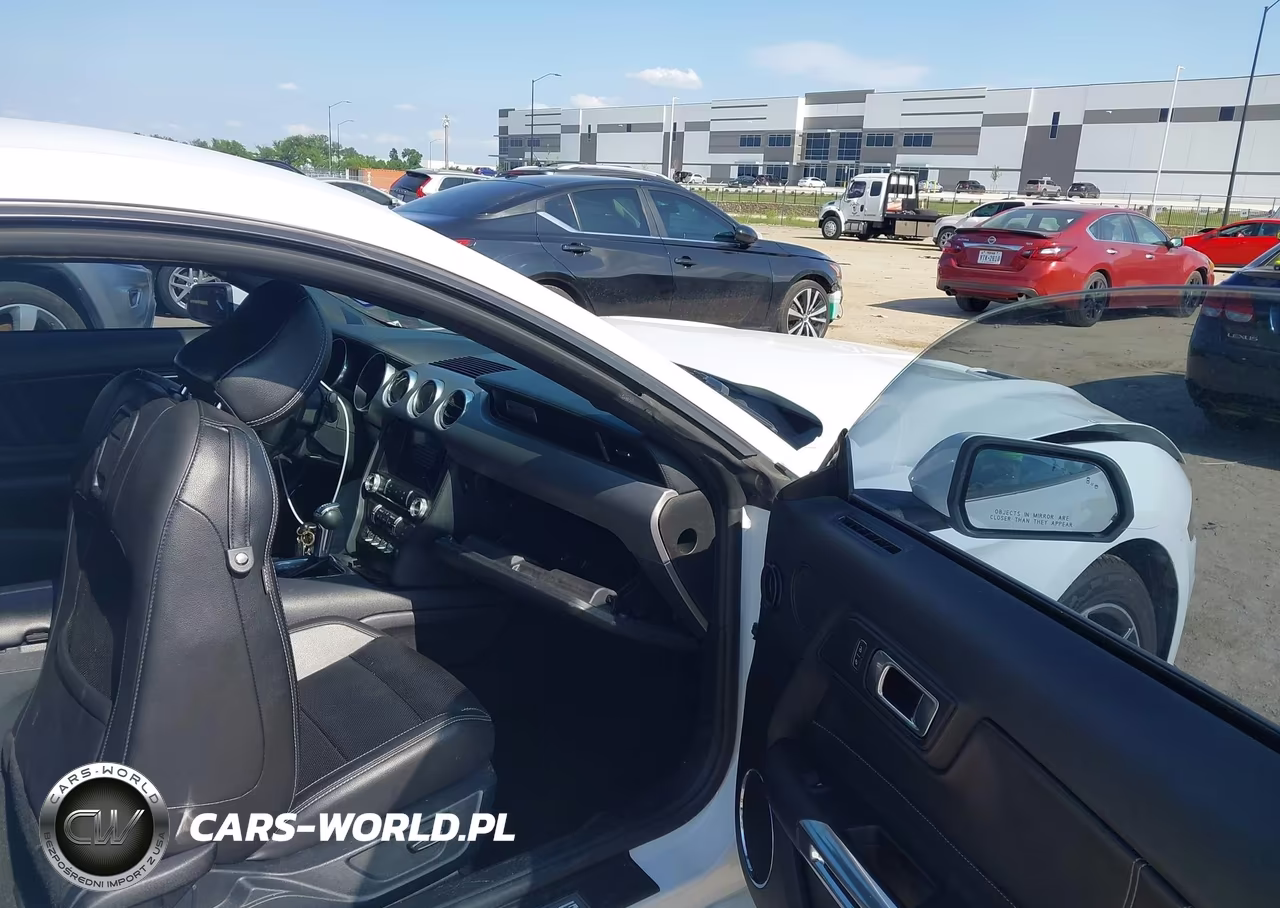2021 Ford Mustang Ecoboost Premium Fastback VIN:1FA6P8TH3M5149006 - 5