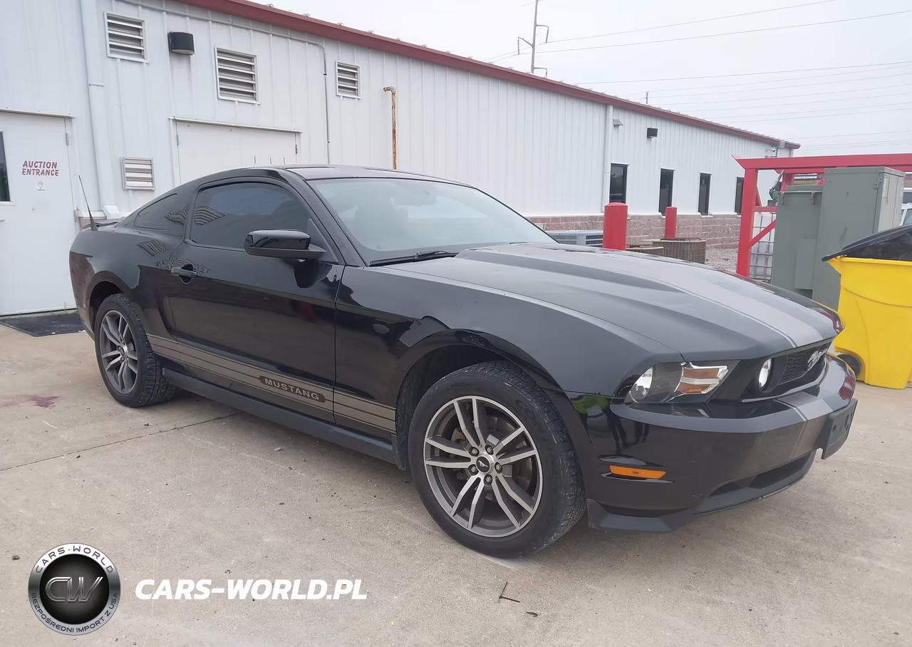 2012 Ford Mustang V6