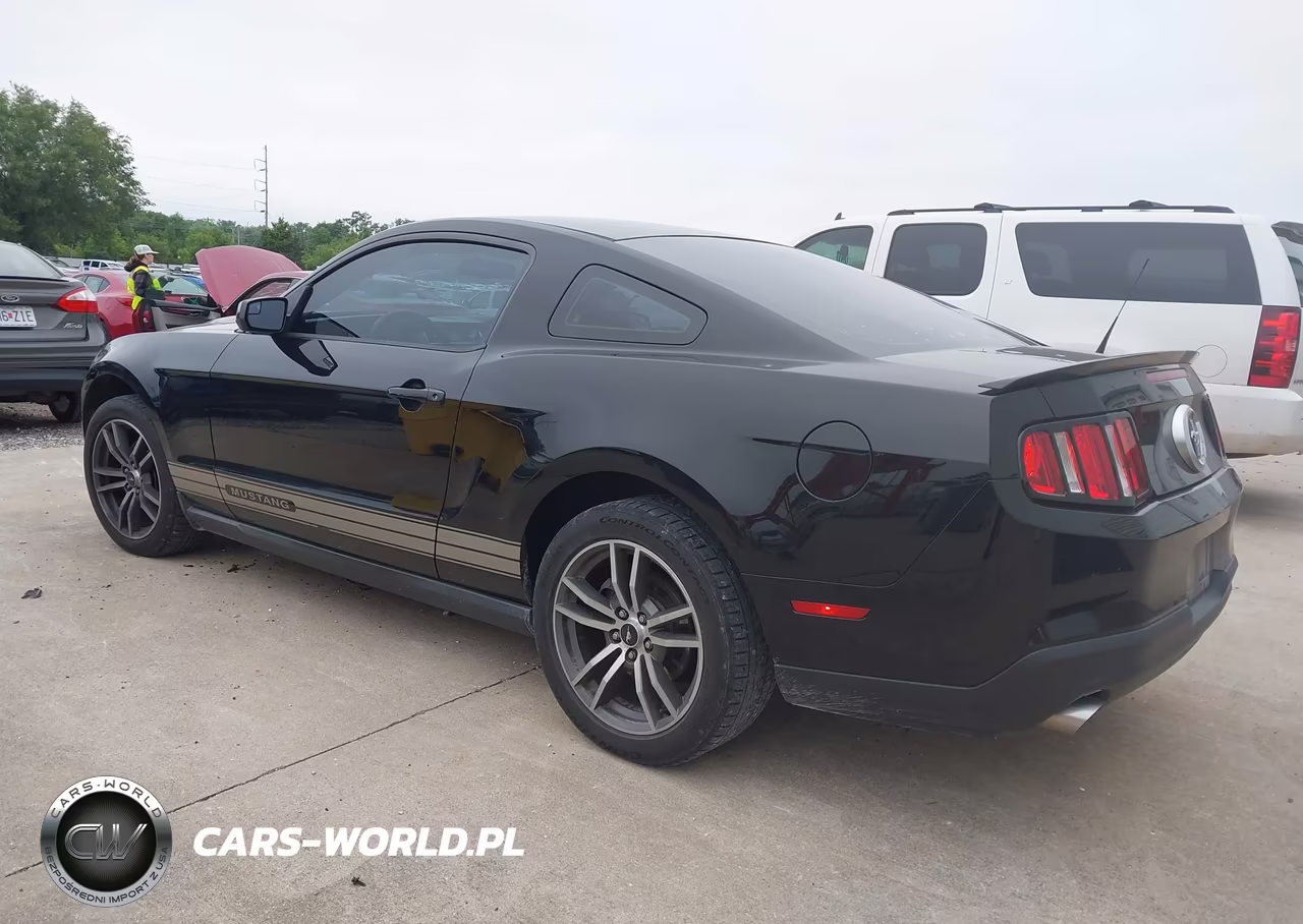 2012 Ford Mustang V6 VIN:1ZVBP8AMXC5261712 - 3