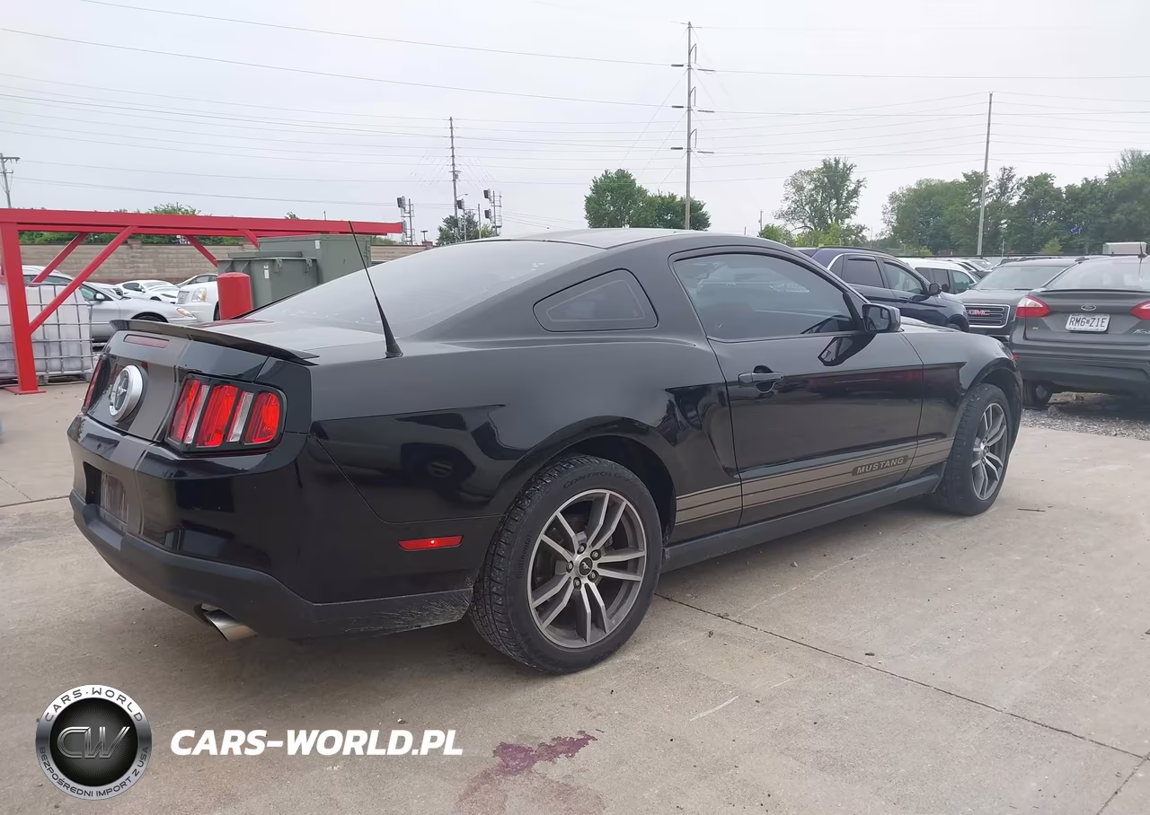 2012 Ford Mustang V6 VIN:1ZVBP8AMXC5261712 - 4