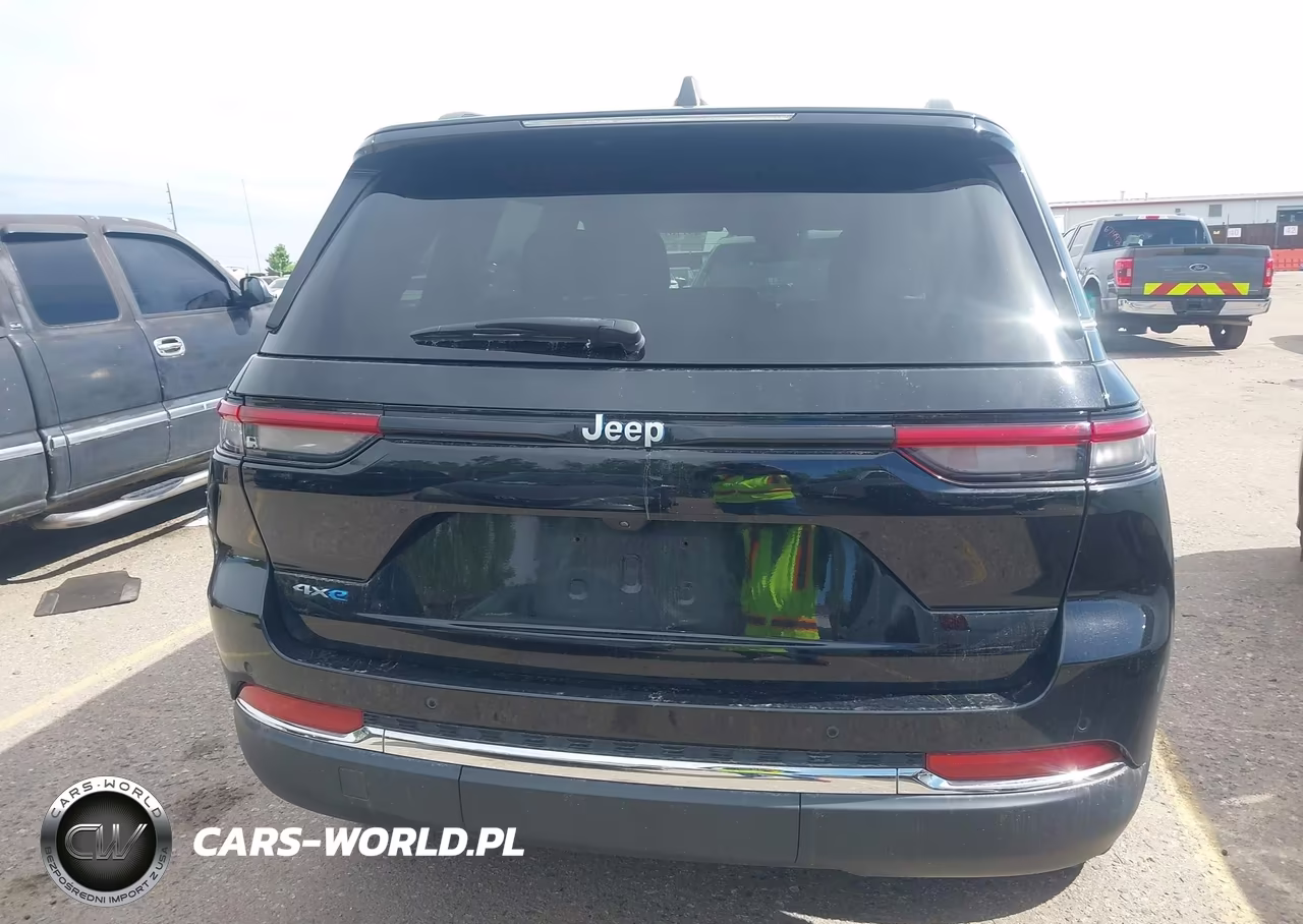 2024 Jeep Grand Cherokee 4Xe VIN:1C4RJYB60R8516961 - 16