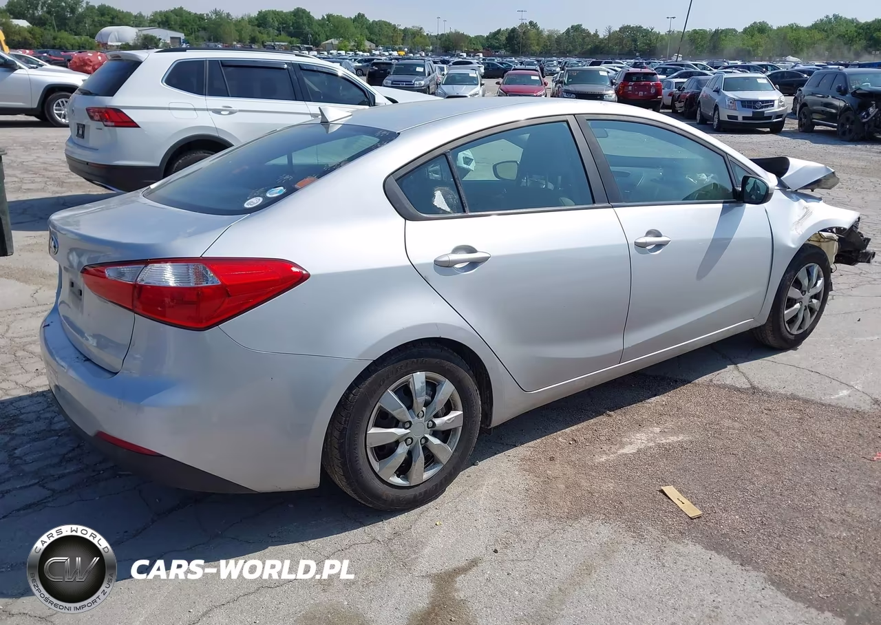 2016 Kia Forte Lx VIN:KNAFK4A66G5573784 - 4