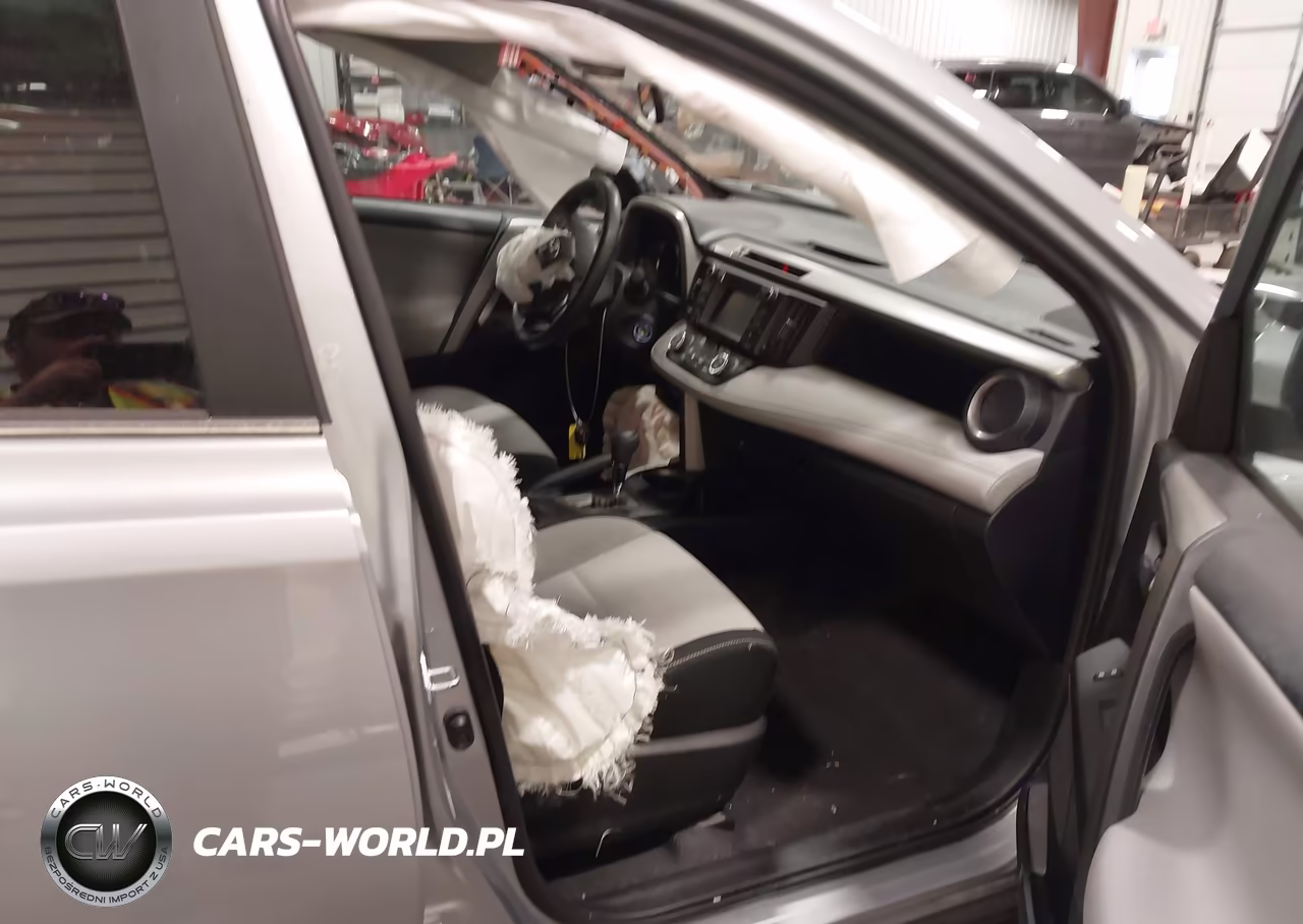2016 Toyota Rav4 Xle VIN:2T3RFREV2GW539207 - 5