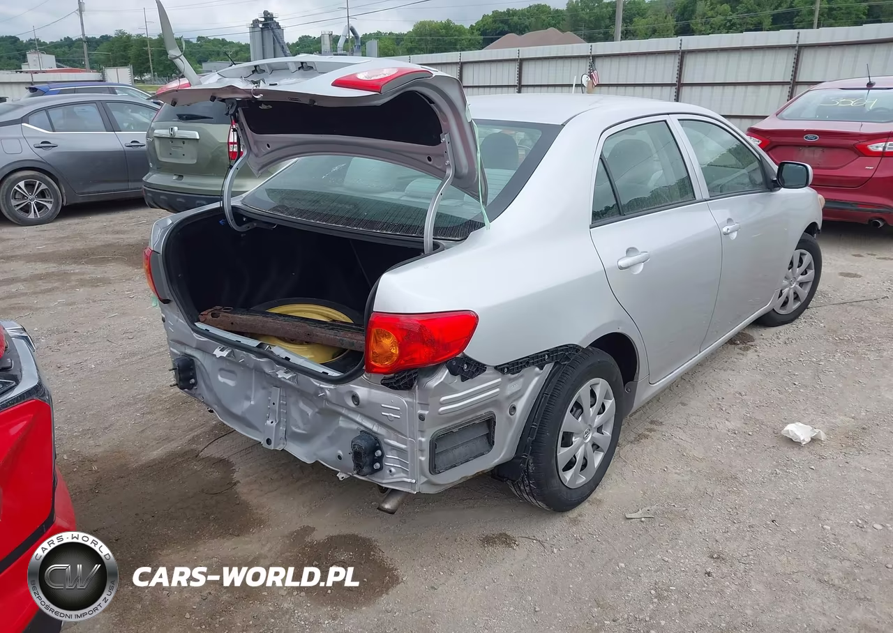 2009 Toyota Corolla Le VIN:JTDBL40EX99048472 - 4