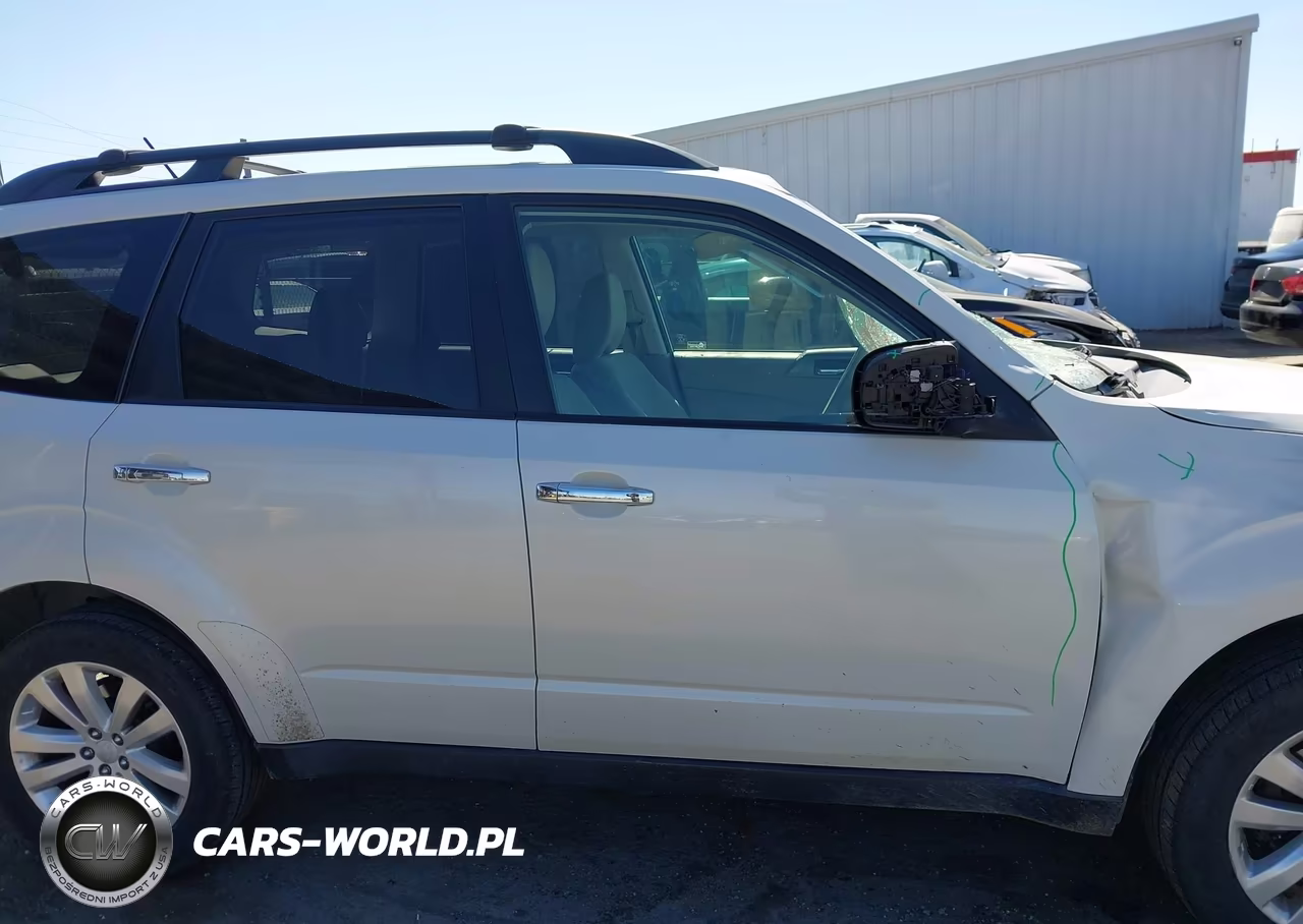 2013 Subaru Forester 2.5X Premium VIN:JF2SHADC7DG408487 - 13