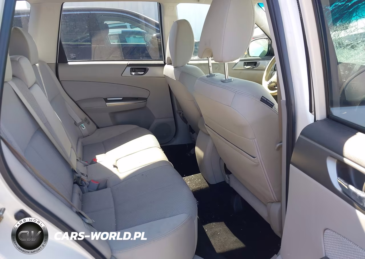 2013 Subaru Forester 2.5X Premium VIN:JF2SHADC7DG408487 - 8