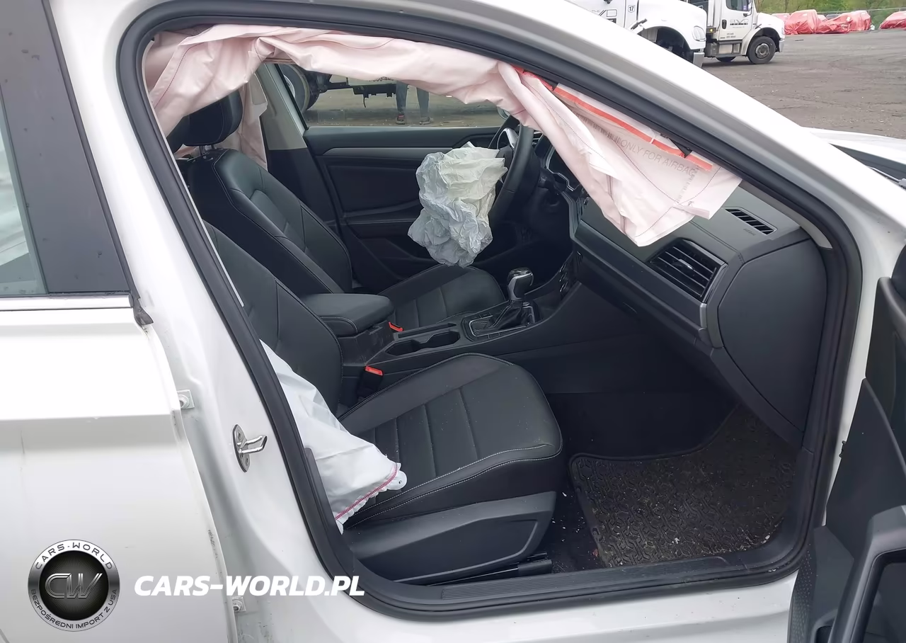 2024 Volkswagen Jetta 1.5T Se VIN:3VW7M7BU0RM102837 - 5