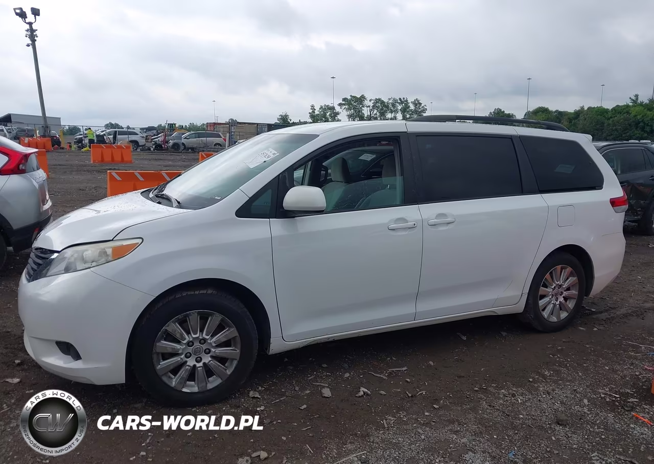 2014 Toyota Sienna Le 7 Passenger VIN:5TDJK3DC5ES077262 - 14
