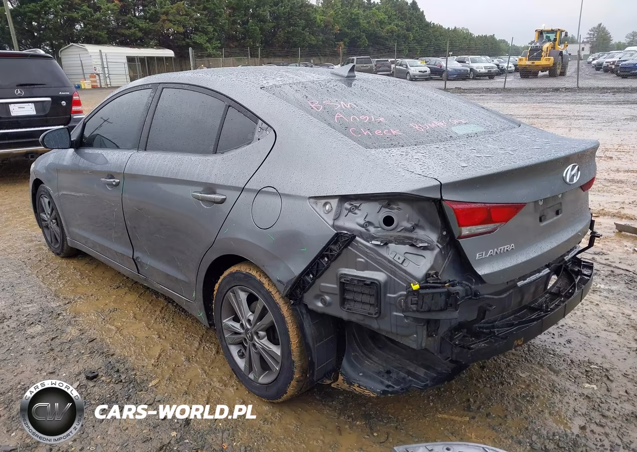 2018 Hyundai Elantra Sel VIN:5NPD84LF0JH296417 - 3