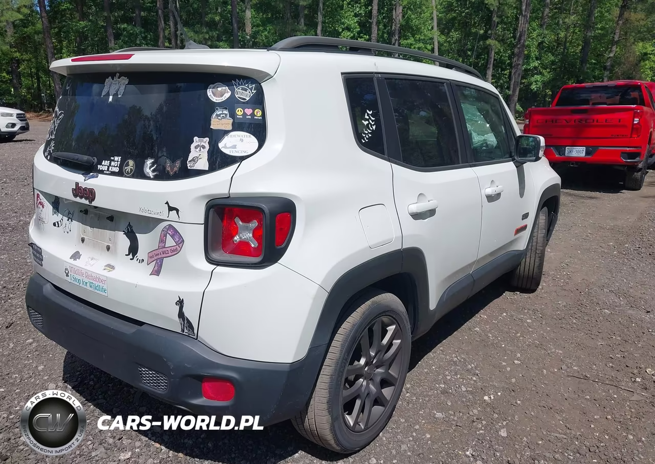 2016 Jeep Renegade 75Th Anniversary VIN:ZACCJABT5GPC96029 - 4