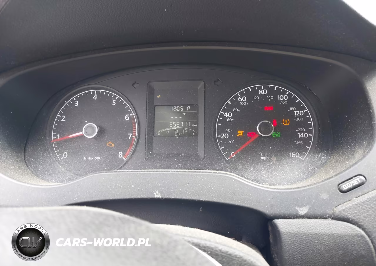 2013 Volkswagen Jetta 2.0L S VIN:3VW2K7AJXDM264555 - 7