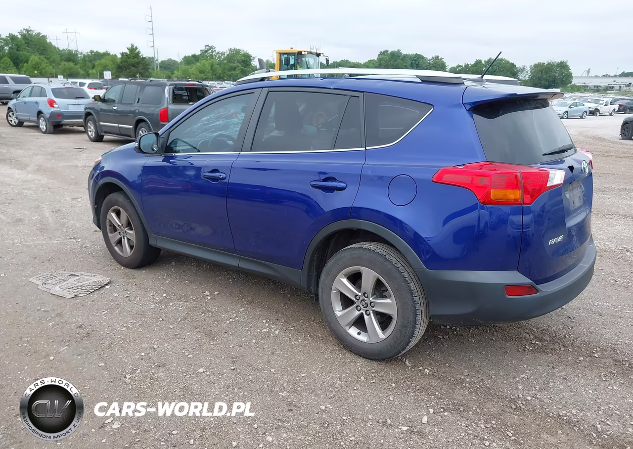 2015 Toyota Rav4 Xle VIN:2T3WFREV4FW188348 - 3
