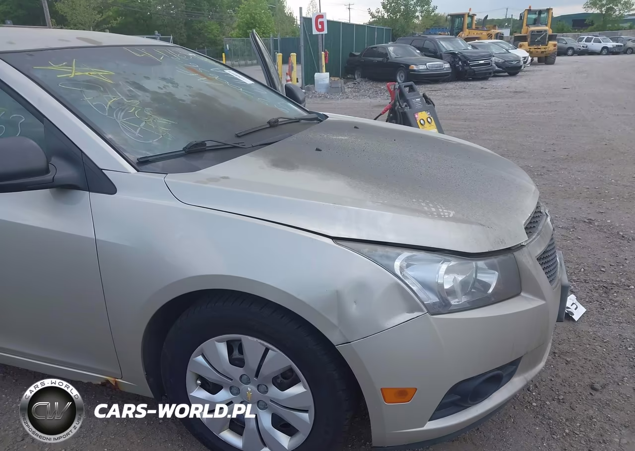 2014 Chevrolet Cruze Ls Auto VIN:1G1PA5SH7E7220447 - 15