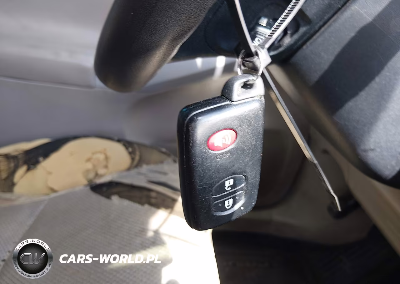 2012 Toyota Prius Two VIN:JTDKN3DU4C1607963 - 11