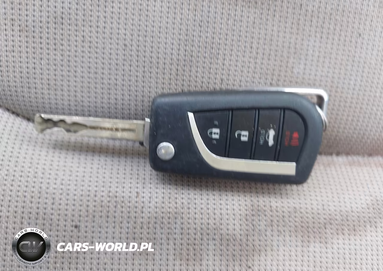 2021 Toyota Corolla Le VIN:JTDEPMAE8MJ153440 - 11