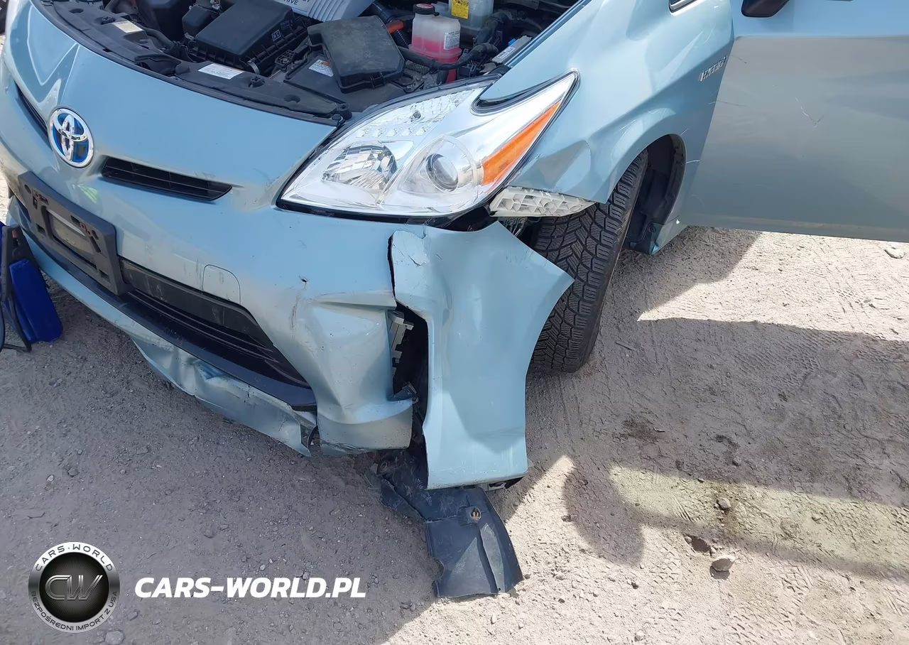 2015 Toyota Prius Four VIN:JTDKN3DU0F1915507 - 17