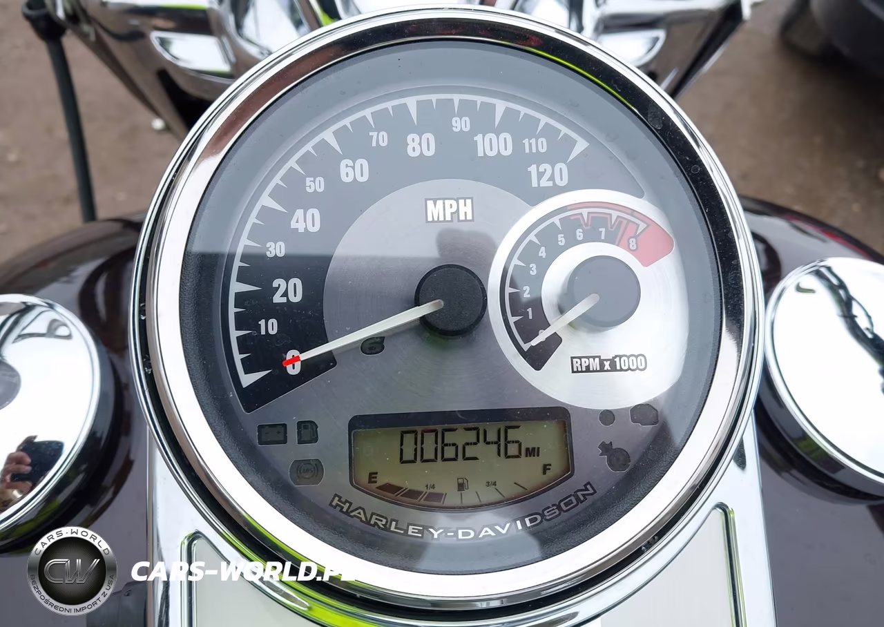 2011 Harley-Davidson Flhrc VIN:1HD1FRM13BB677785 - 7