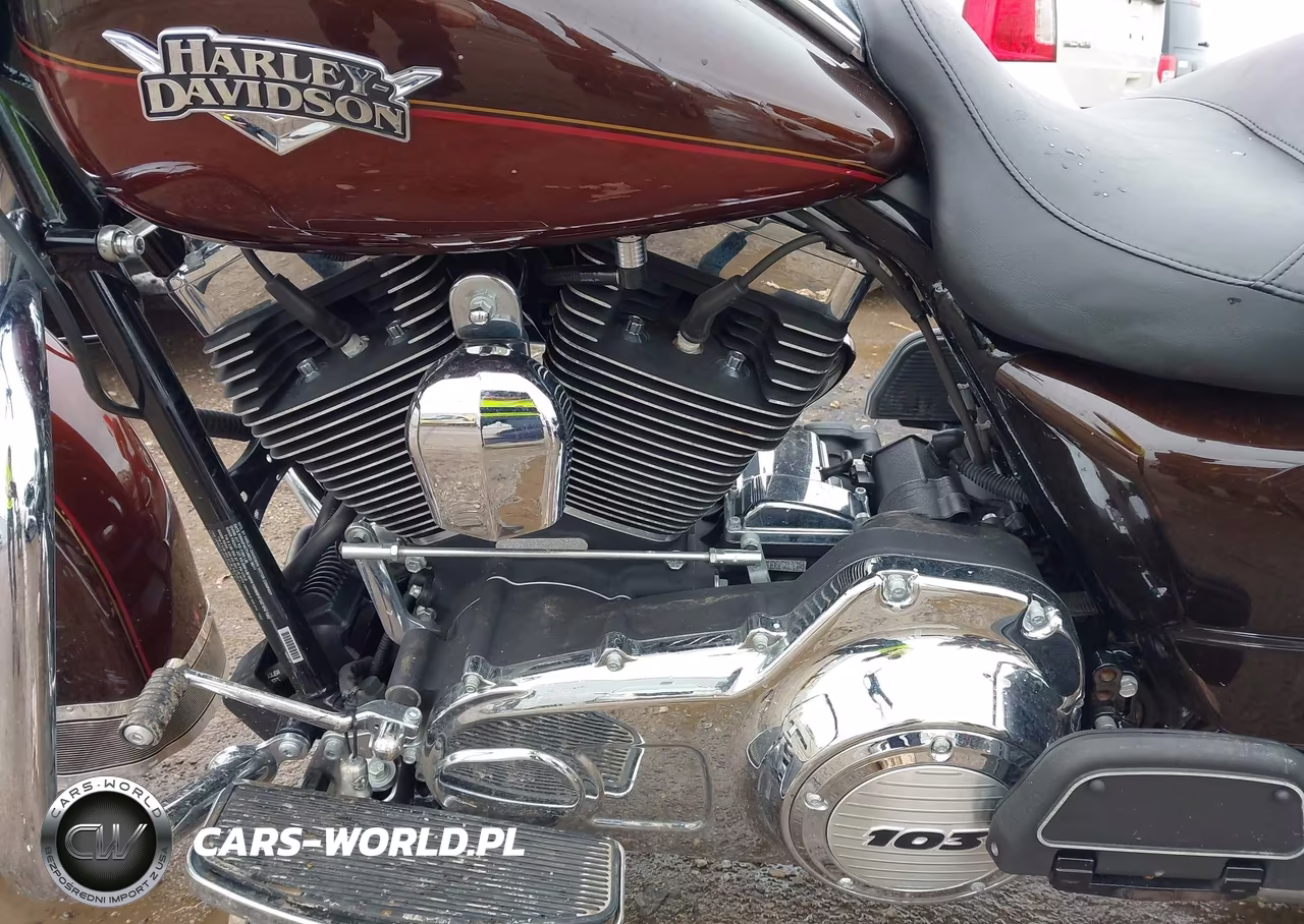 2011 Harley-Davidson Flhrc VIN:1HD1FRM13BB677785 - 9
