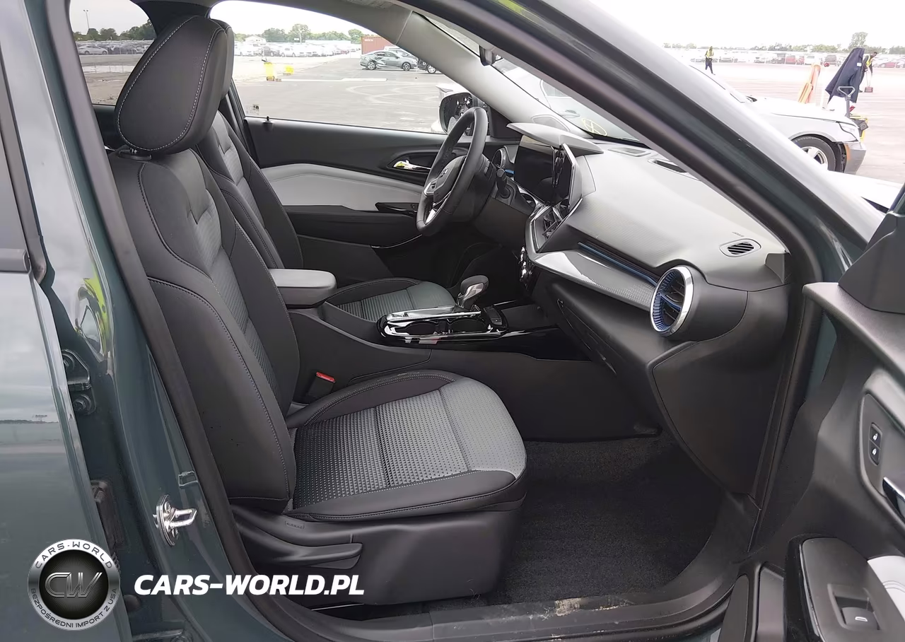 2026 Chevrolet Trax Fwd Lt VIN:KL77LHEP1TC143887 - 5