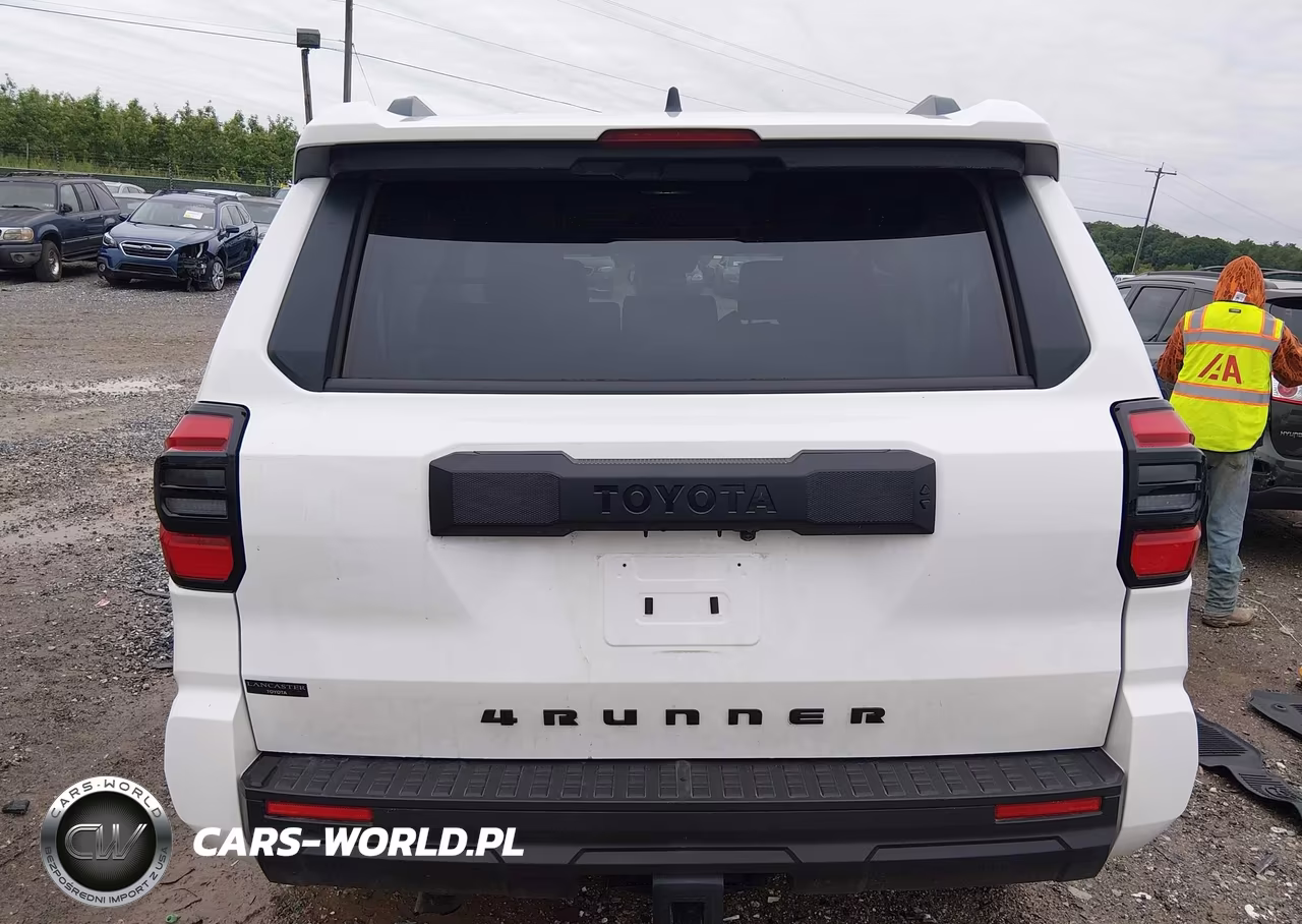 2025 Toyota 4Runner Sr5 VIN:JTEVA5BR9S5075308 - 16