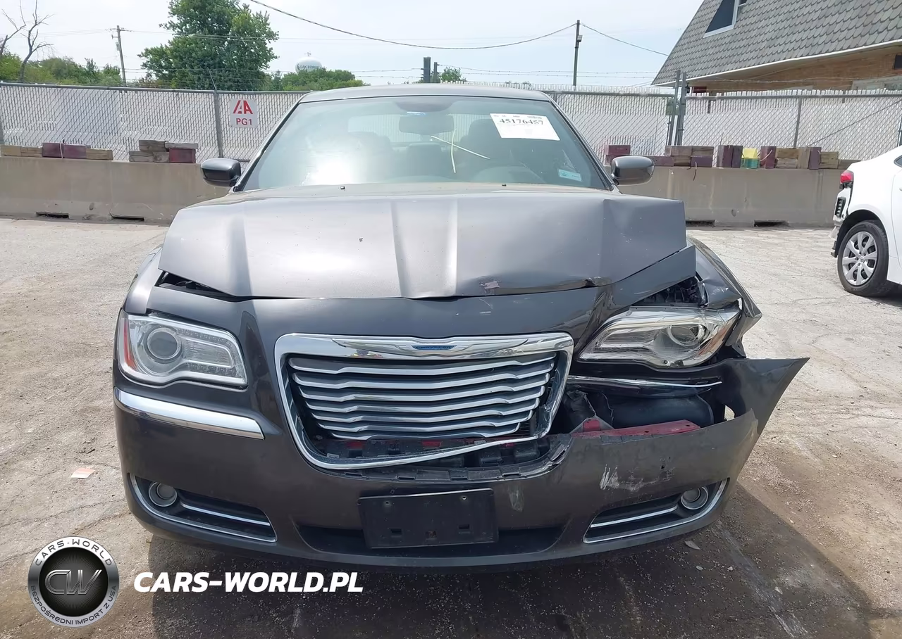 2013 Chrysler 300 Motown VIN:2C3CCARG0DH592192 - 12