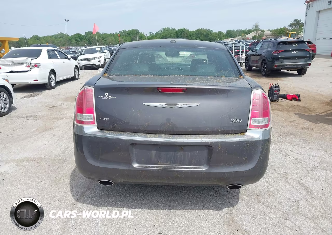 2013 Chrysler 300 Motown VIN:2C3CCARG0DH592192 - 16