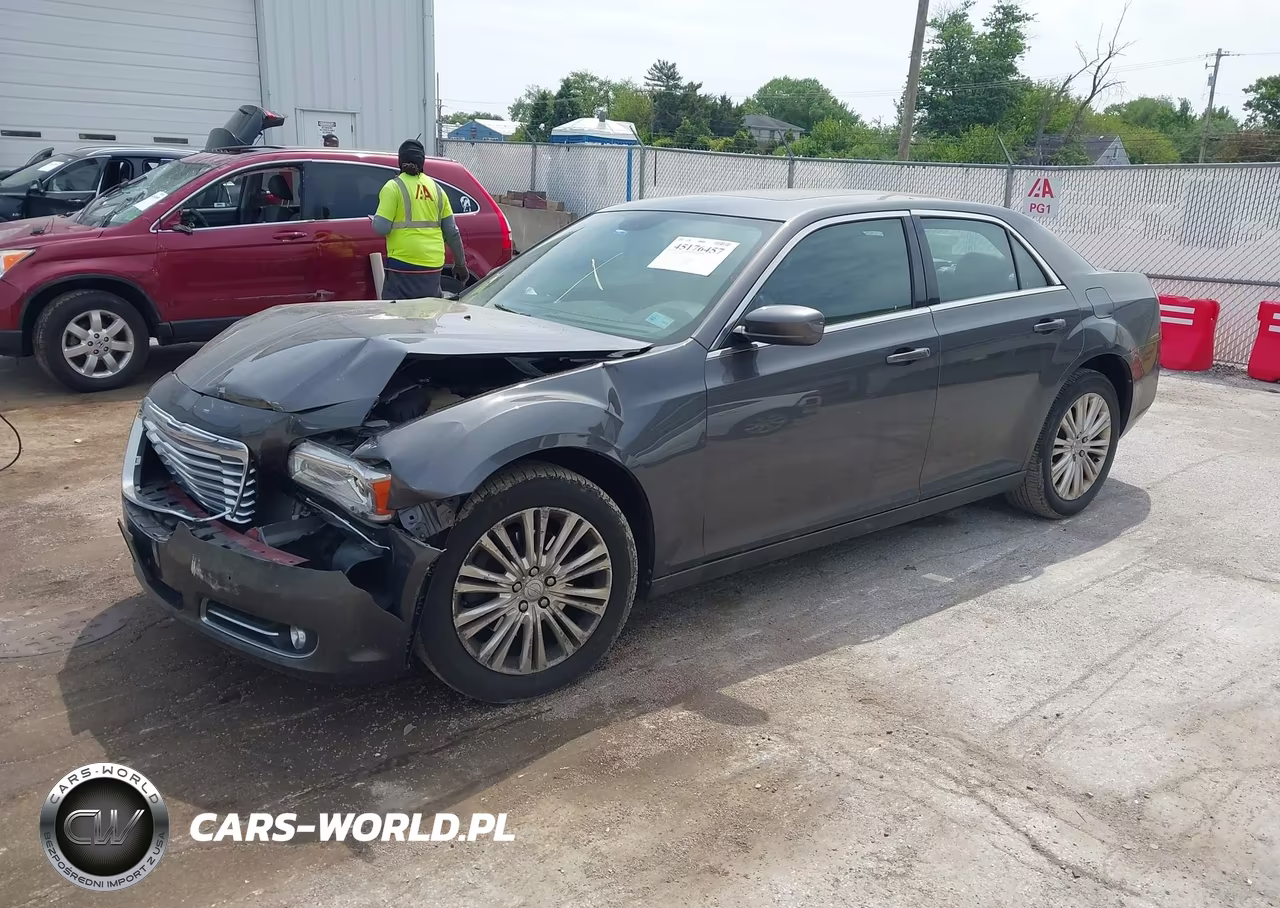 2013 Chrysler 300 Motown VIN:2C3CCARG0DH592192 - 2
