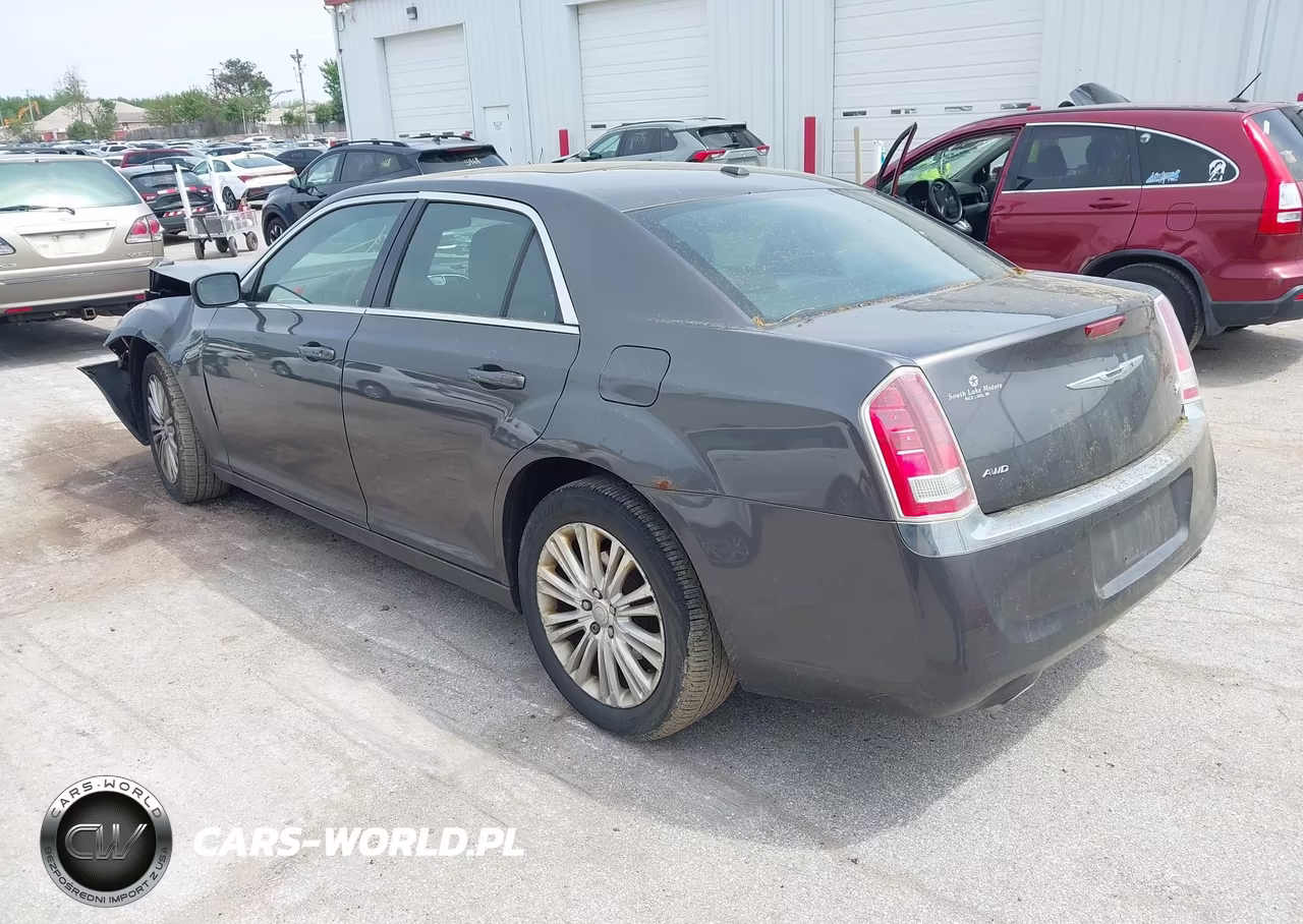 2013 Chrysler 300 Motown VIN:2C3CCARG0DH592192 - 3